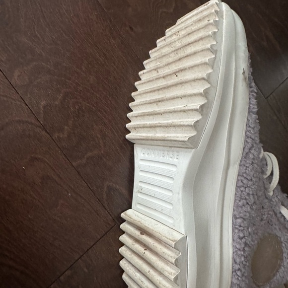 Teddy Sherpa High-Top Converse Sneakers in Lilac & White - Picture 6 of 6